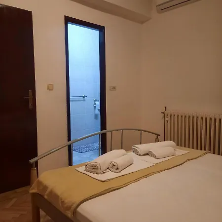 Apartment By The Sea Lokva Rogoznica, Omis - 21900 *